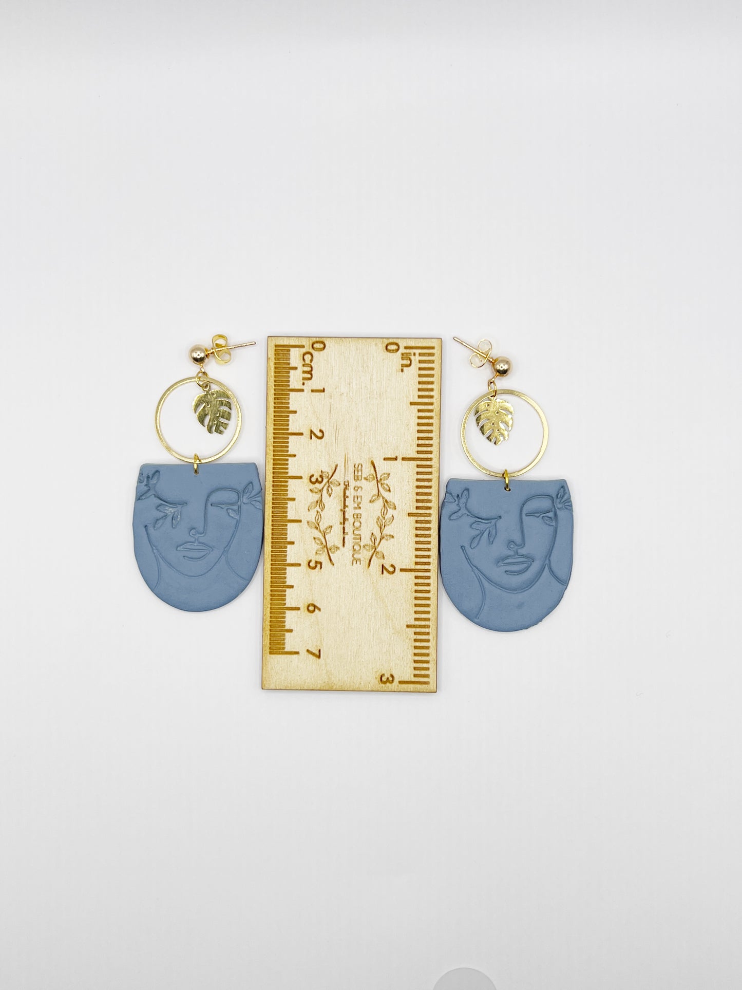 Antheia Dangles
